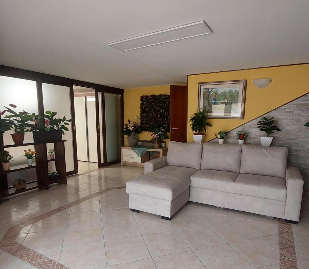 B&B Caravaggio San Donaci Kültér fotó